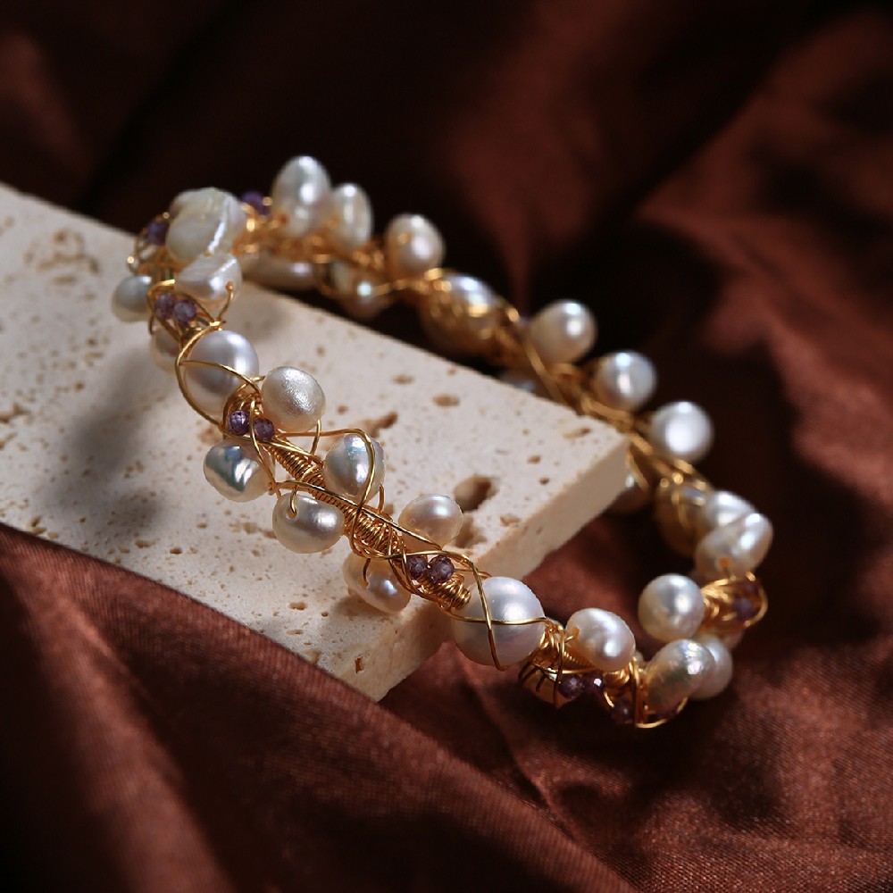Pearl bracelet