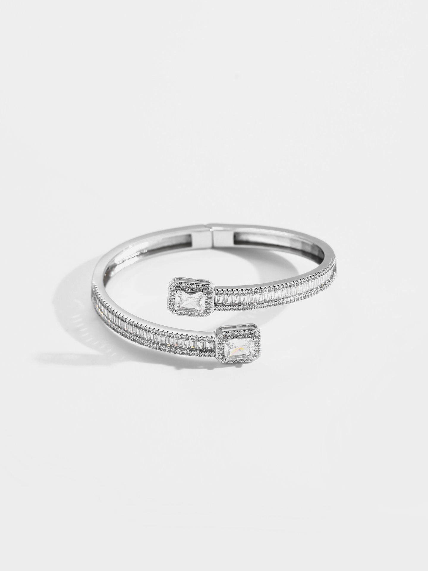 Luxury White Gold Plated Brass Open Cuff Bracelet for Women with Full Pavé Zircon Stones and Adjustable Design - Image 2