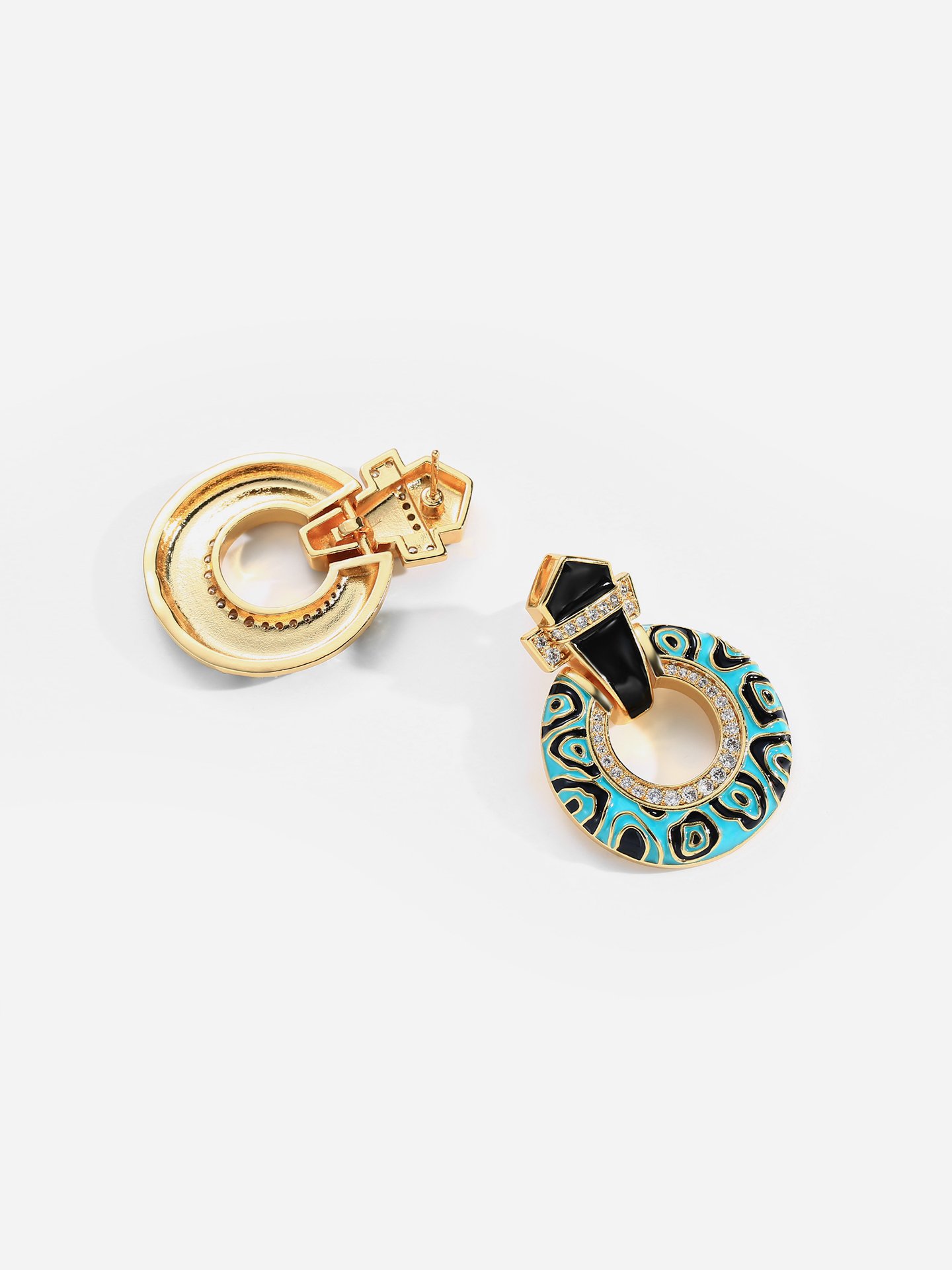 Luxury Vintage 18K Gold Plated Brass Oil Drip Custom Stud Earrings for Women with an Elegant Statement Design - Image 3
