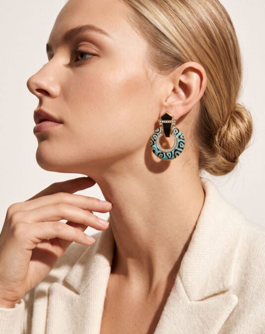Luxury Vintage 18K Gold Plated Brass Oil Drip Custom Stud Earrings for Women with an Elegant Statement Design