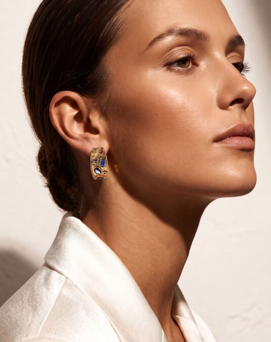 Elegant 18K Gold Plated Brass Vintage Hoop Earrings for Women with Colorful Zircon Stones and Custom Jewelry Manufacturing Design