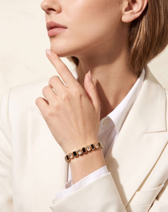 Custom Pavé Zircon Tennis Bracelet for Women with Full-Crystal Setting and Luxury Design